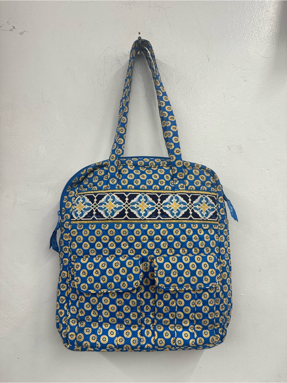 Vera Bradley reviera Blue tall zip Patterned Quilted Tote Bag floral design